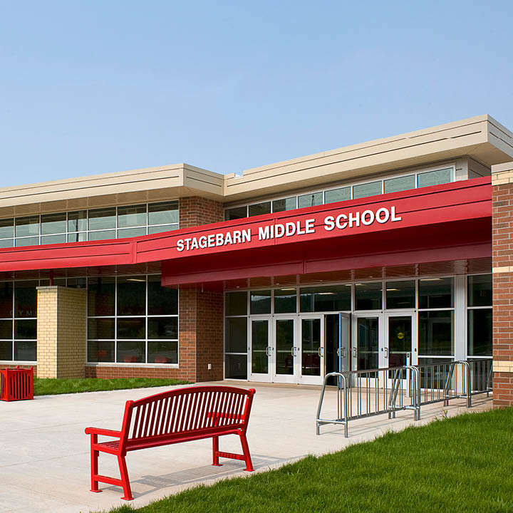 Stagebarn Middle School